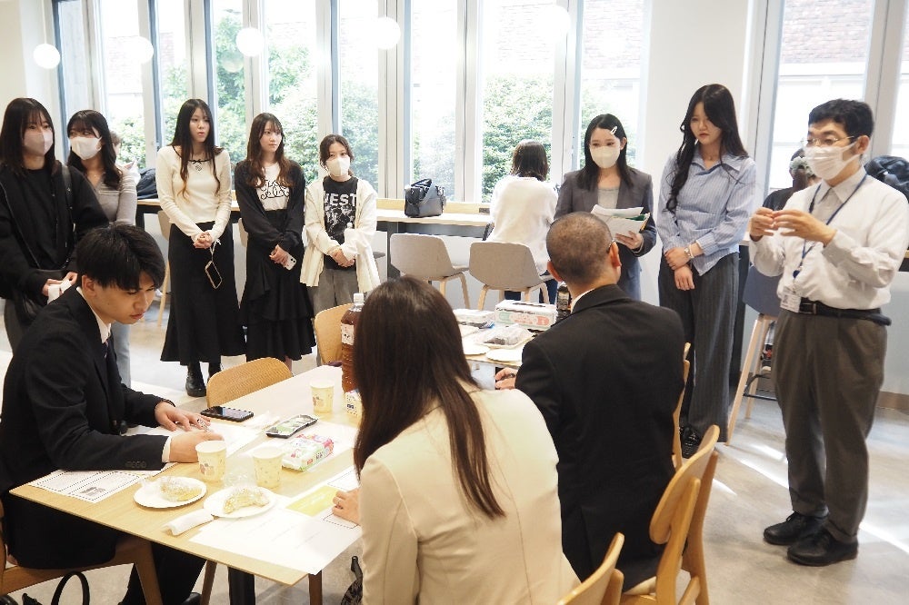 十文字学園女子大学 食物栄養学科・食品開発学科の学生が「ifia/HFE JAPAN 2026」に出展