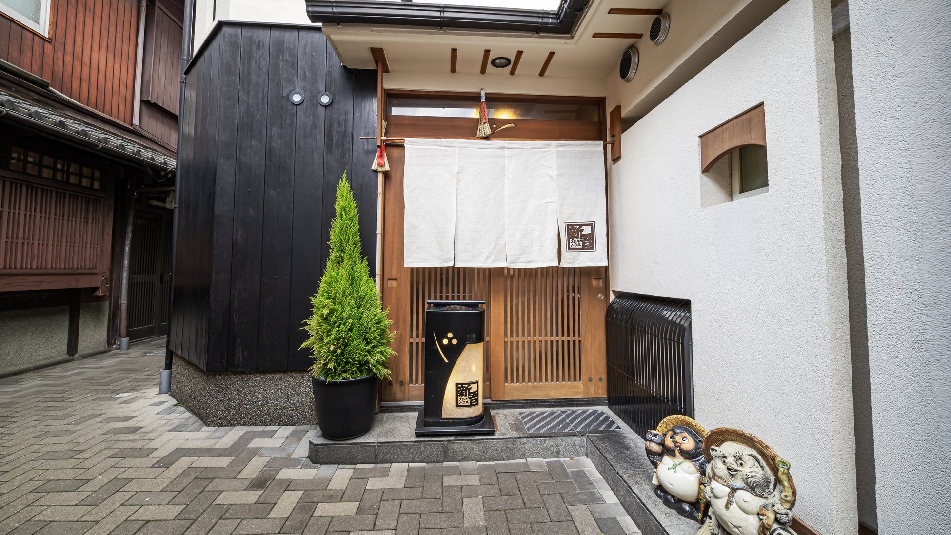 食べログ百名店3年受賞・京都祇園の老舗「ステーキハウス新吾」が銀座に進出。半世紀の鉄板焼き文化がついに東京へ。