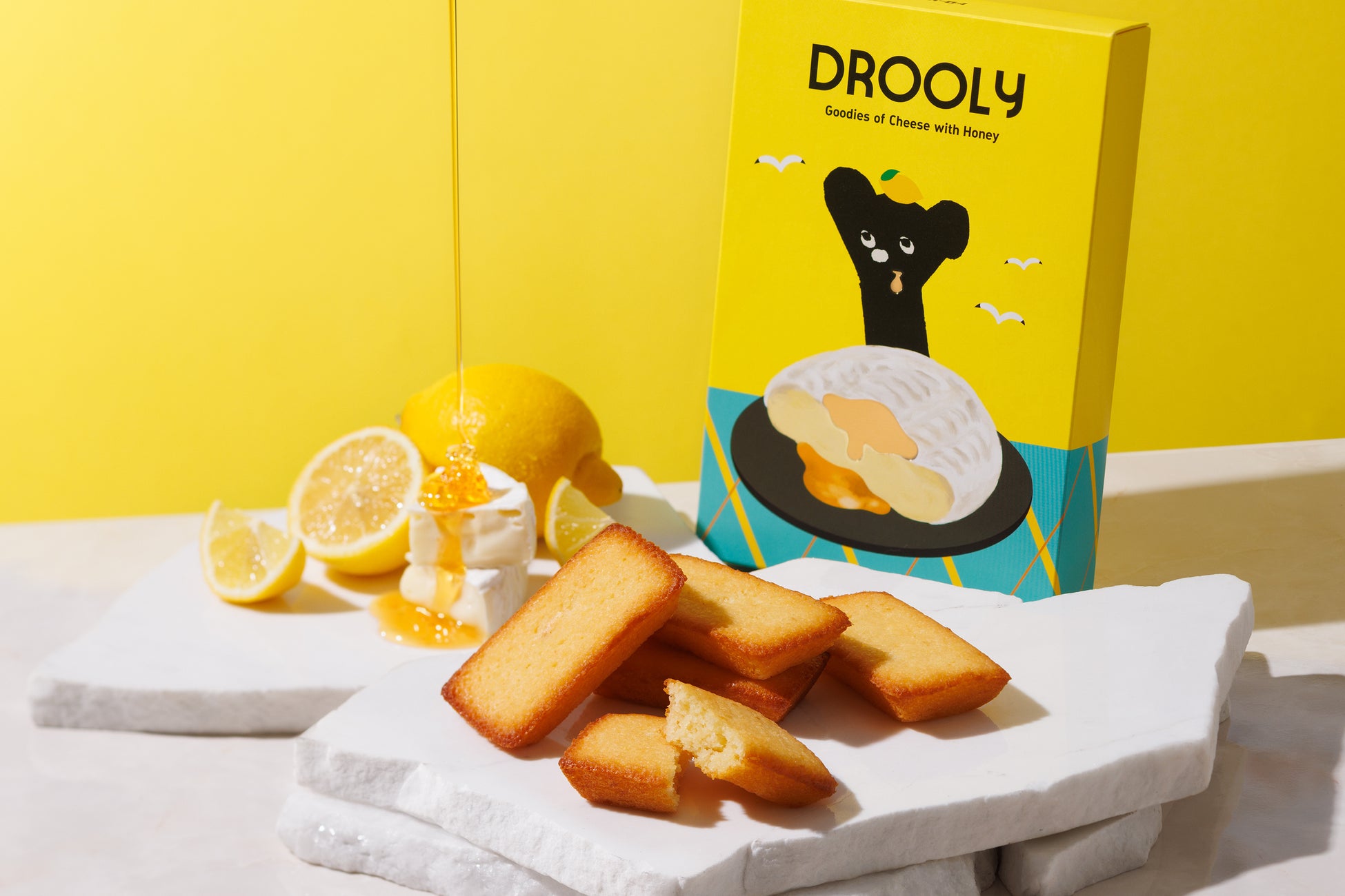 【DROOLY（ドローリー）】より、レモンの酸味に、カマンベールのコクと蜂蜜のやさしい甘みが重なるフィナンシェが、6月1日（月）から新登場！