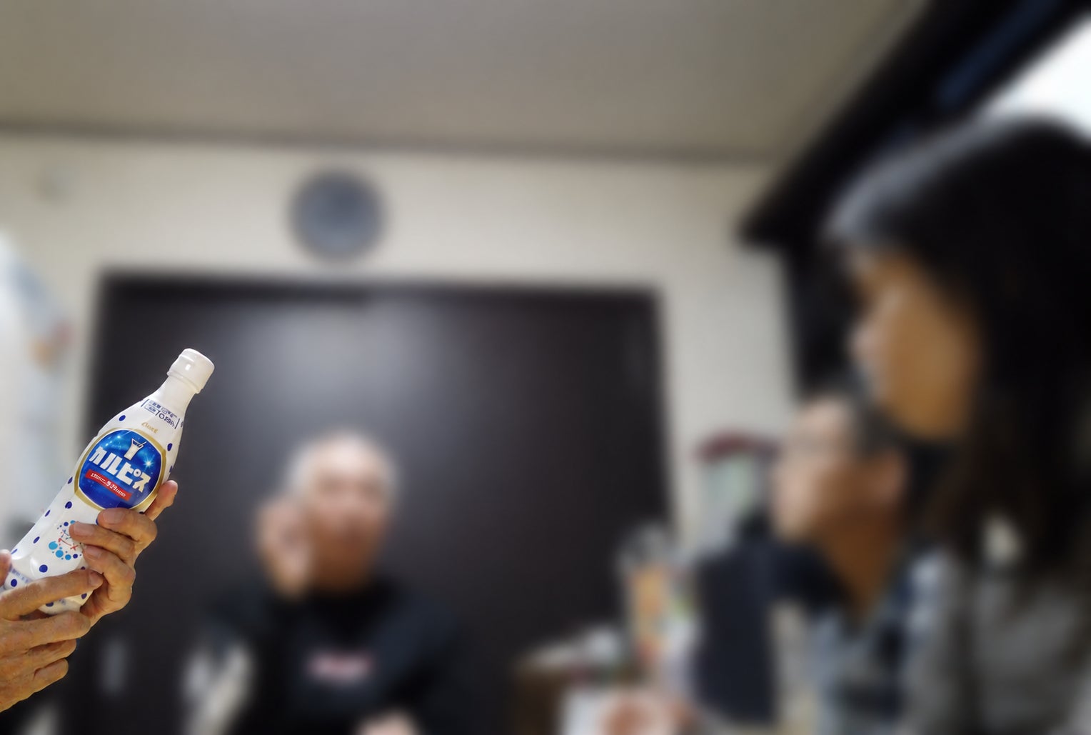株式会社Aikomi、アサヒ飲料株式会社と共同で飲料「カルピス」を用いた高齢者の孤立を防ぐ研究を実施。第27回日本認知症ケア学会大会にて成果を発表へ