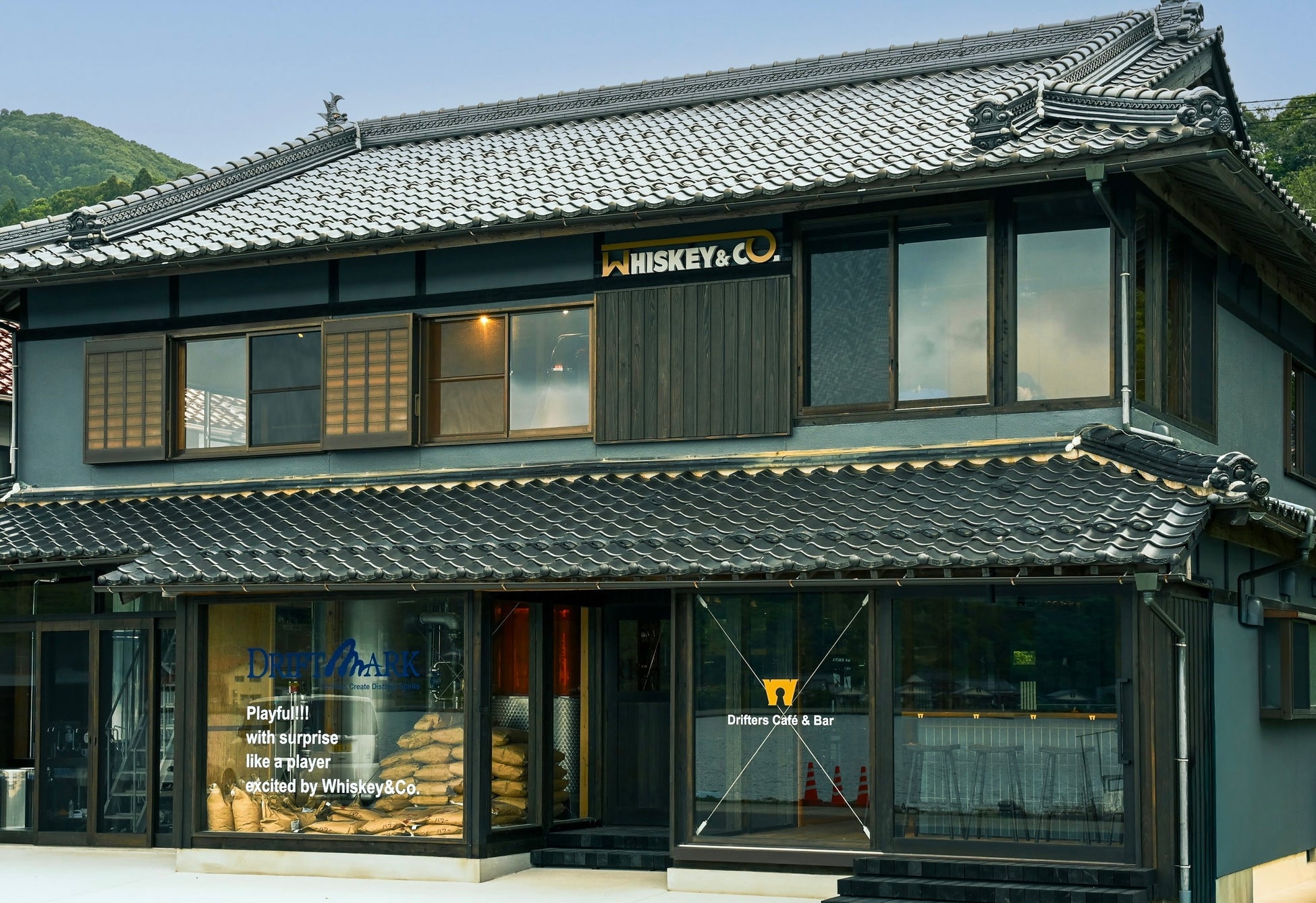島根県・隠岐のAMA Whiskey&Co.、6月13日にウイスキー／ジン蒸留所「Distillery Drift Mark」をグランドオープン。隠岐諸島から世界への挑戦が始まります。