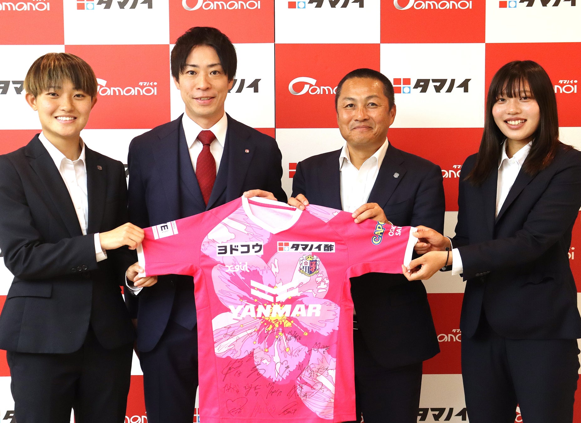 セレッソ大阪ヤンマーレディースの選手が表敬訪問！