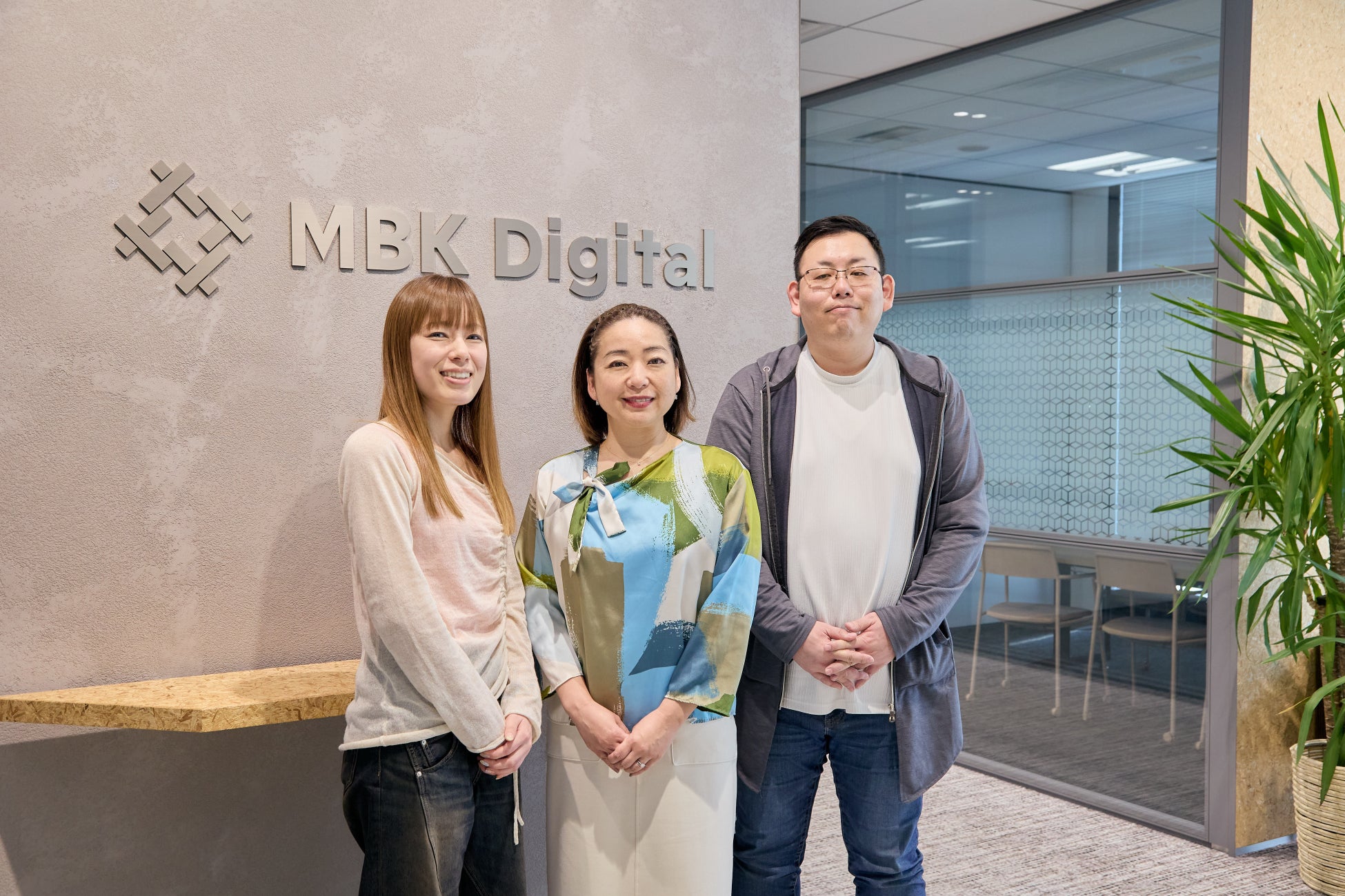 統合から1年、MBKデジタル流”食”の哲学、「1+1=4」となる組織づくりの裏にあるコミュニケーション施策～くるめしSTORY’S、ご利用事例記事を公開～
