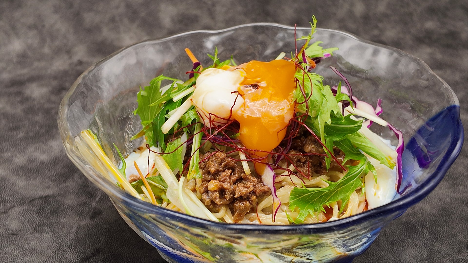 夏の始まりに涼やかな刺激を。7月限定「冷やし担々麺」を提供｜神戸壺中天