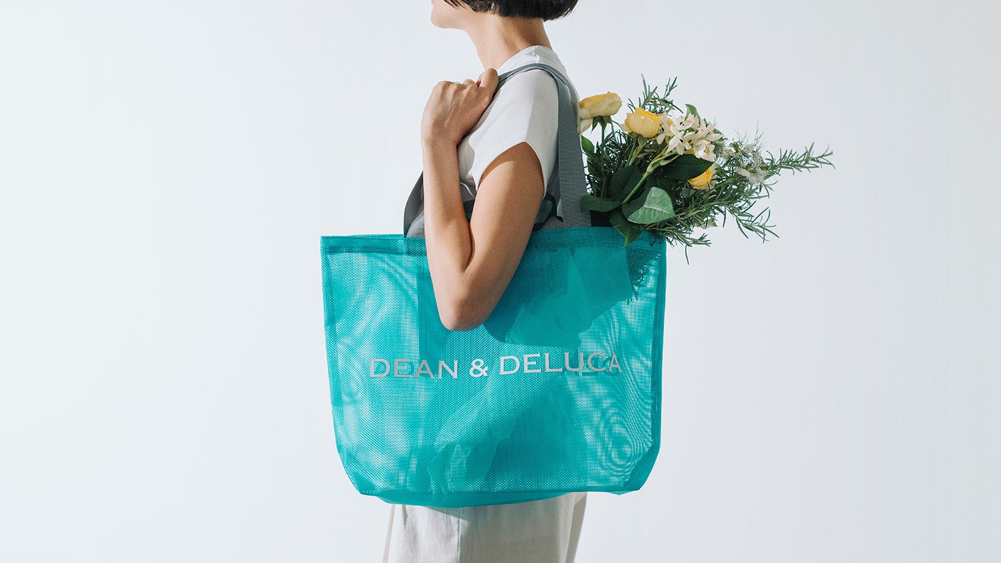 DEAN & DELUCA 夏の定番「メッシュトートバッグ」に限定色ターコイズが登場 ＜6月16日（火） 数量限定で発売＞
