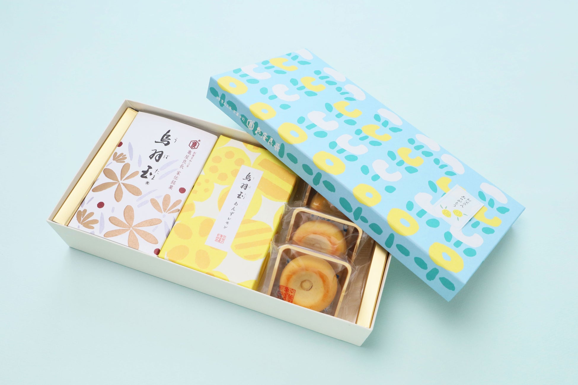 亀屋良長が提案する「父の日」の贈りもの。家族で楽しめる和菓子作り体験や、父の日に贈りたいとっておきのギフトをご用意しました。