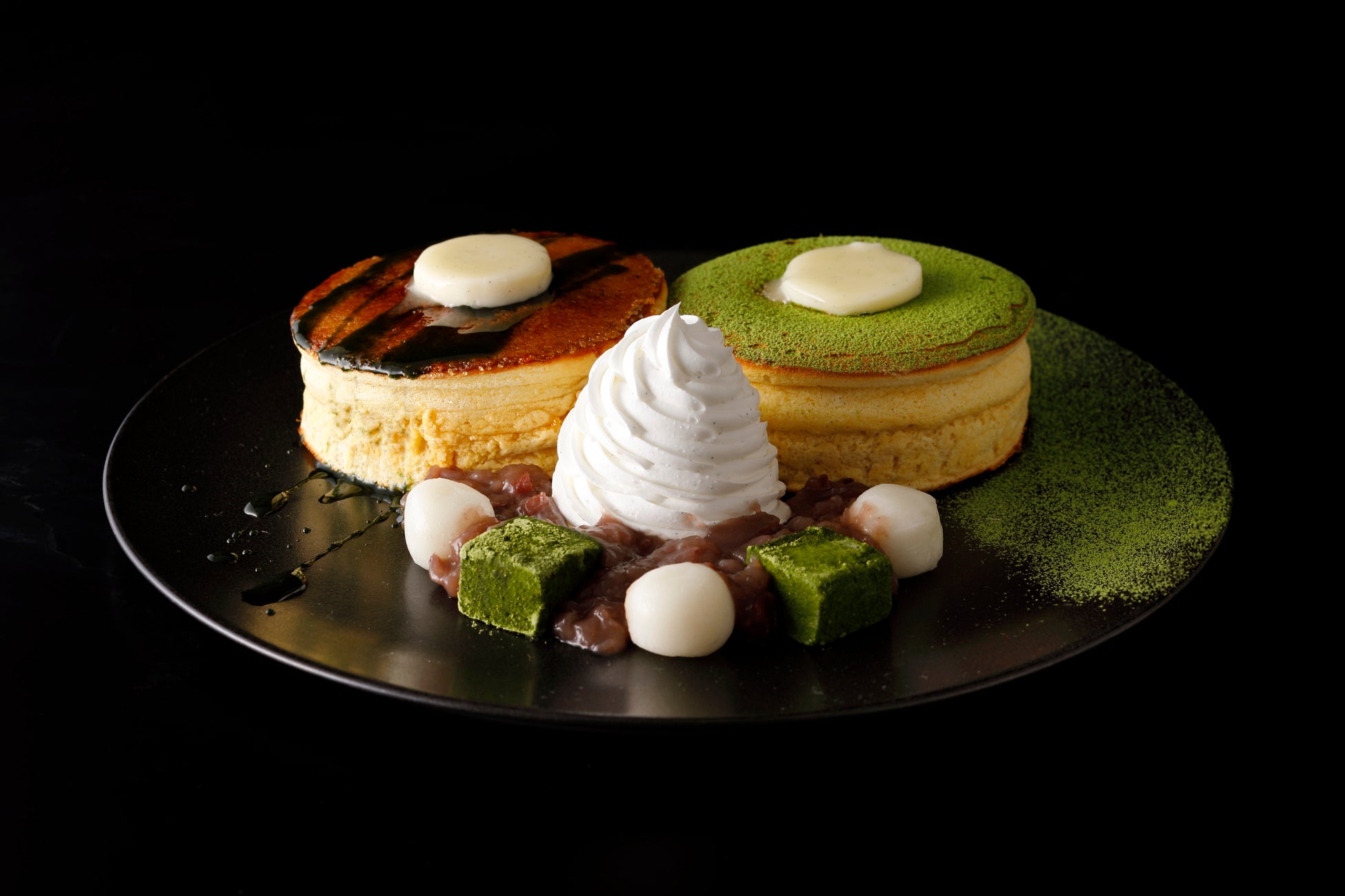 ふわっ、カリッ、最後はとろける至福の「特製抹茶パンケーキ」が新登場！