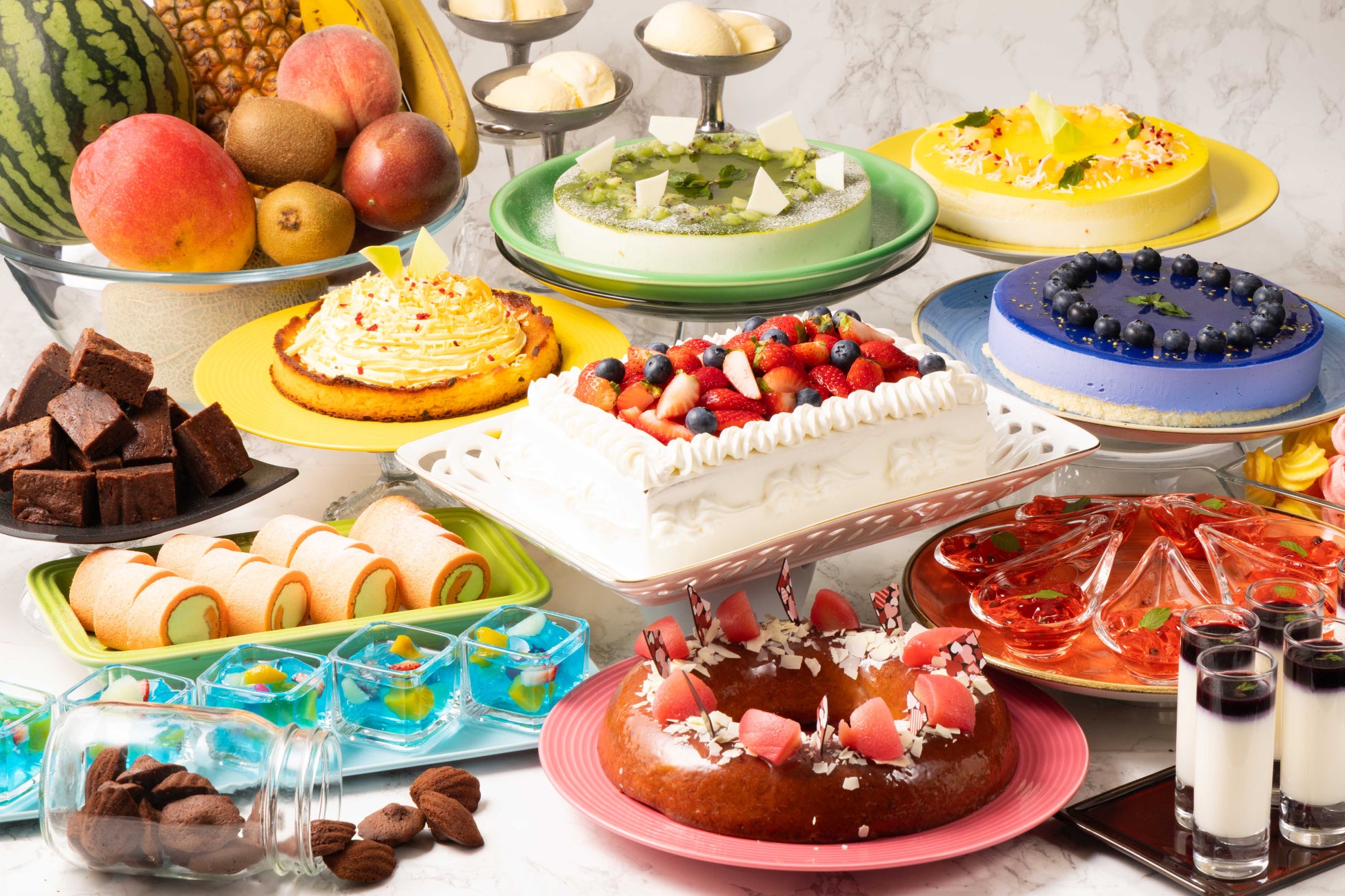 真っ白な一皿を、あなた色のパレットに。千葉・舞浜「Salon de Sweets」にて、7月1日（水）より『サマーパレット・コレクション』開催！
