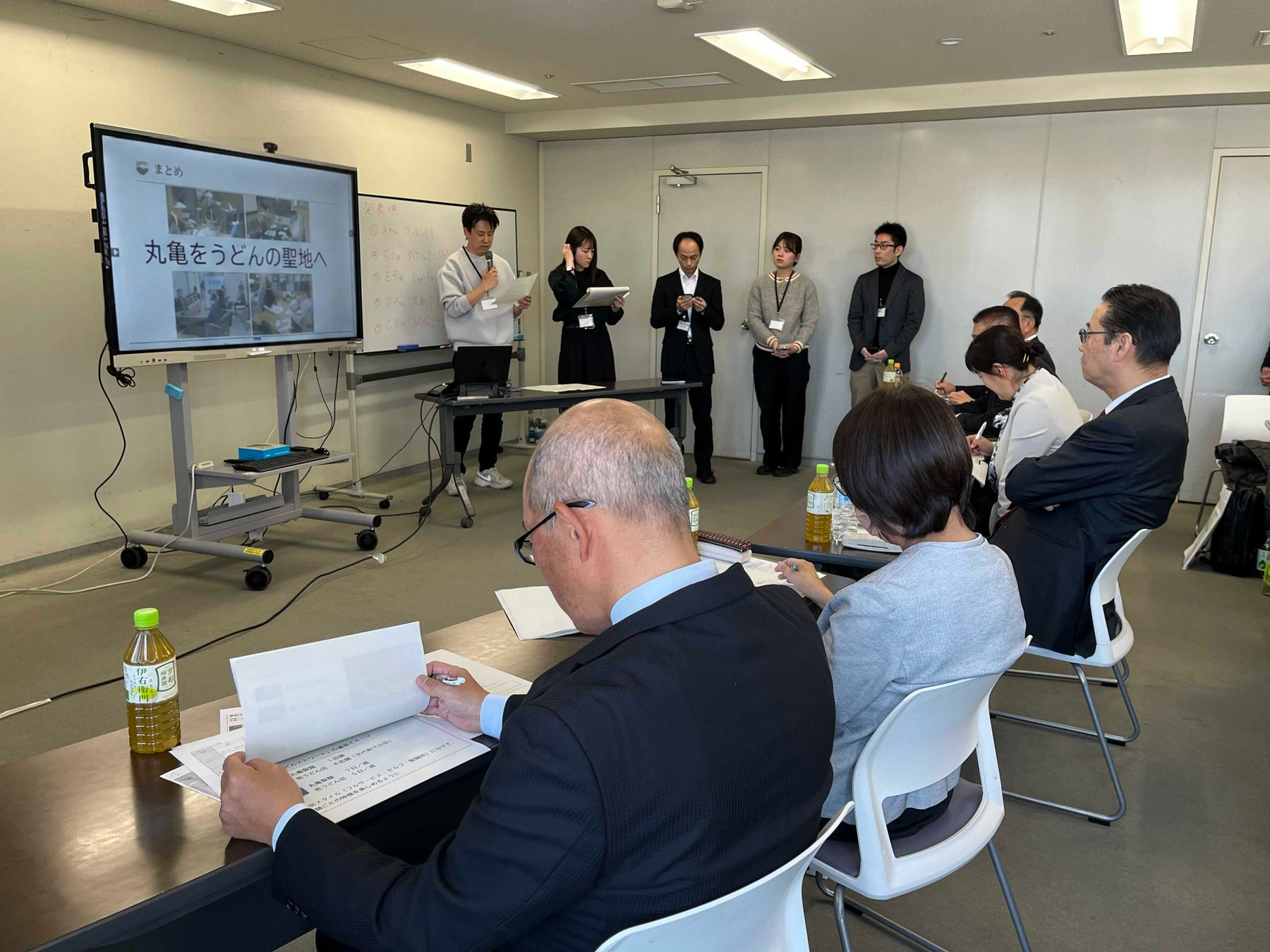 丸亀市通町商店街の活性化へ！官民横断の「丸亀うどんストリート実行委員会」設立