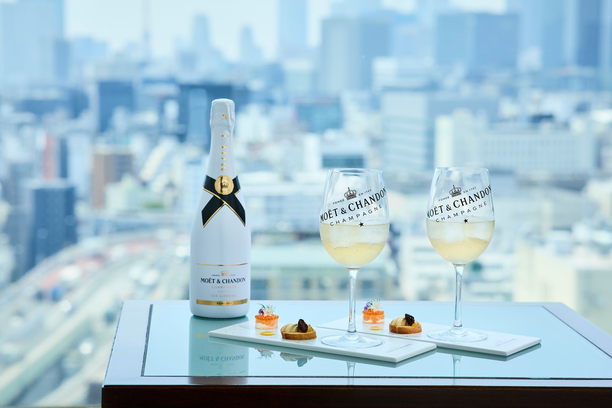1 Hotel Tokyo、「La Belle Vie Afternoon Tea ～桃のアフタヌーンティー～」を7月21日（火）より提供開始