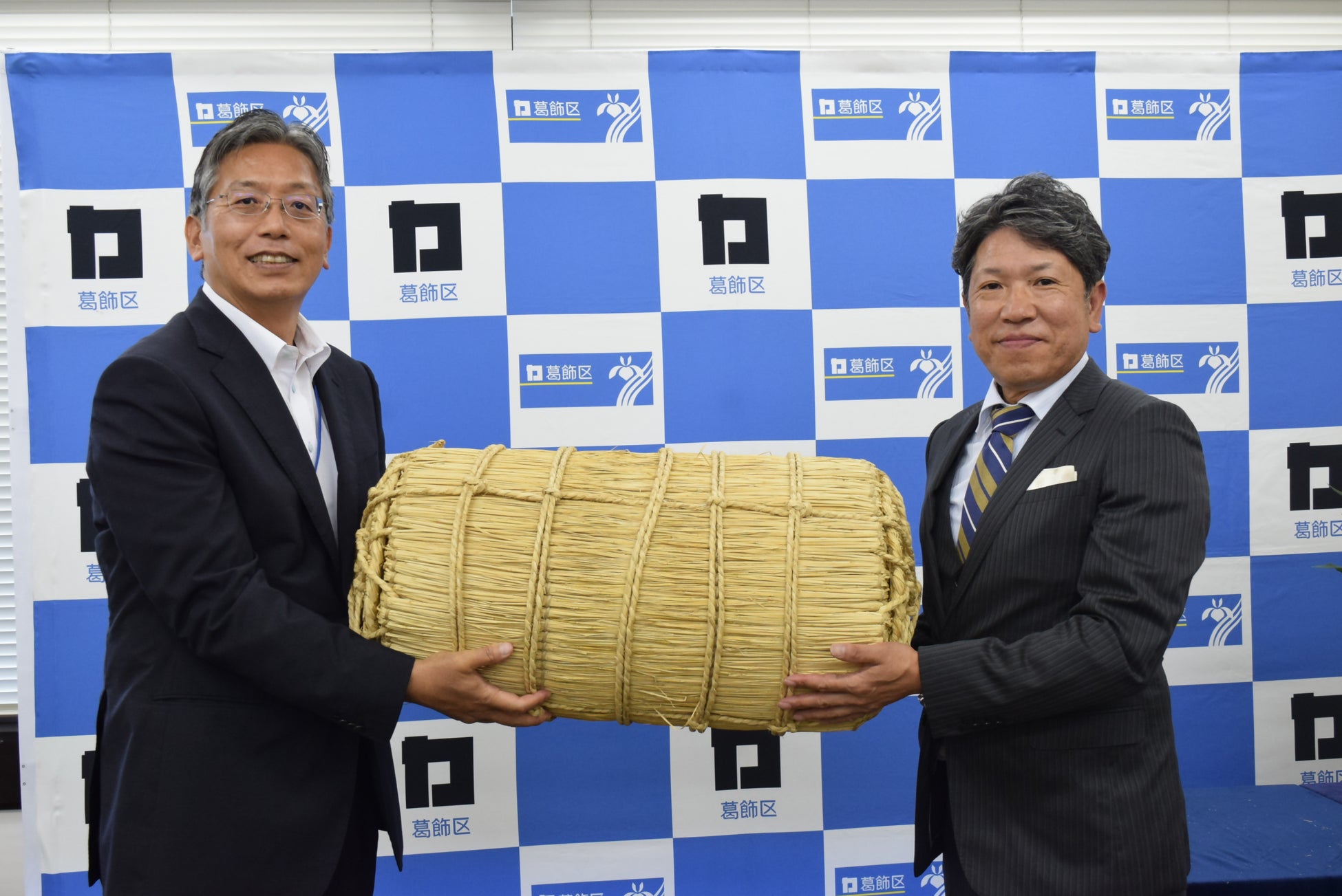 福島県塙町より葛飾区の小学校給食へ塙町産白米300kgを寄贈