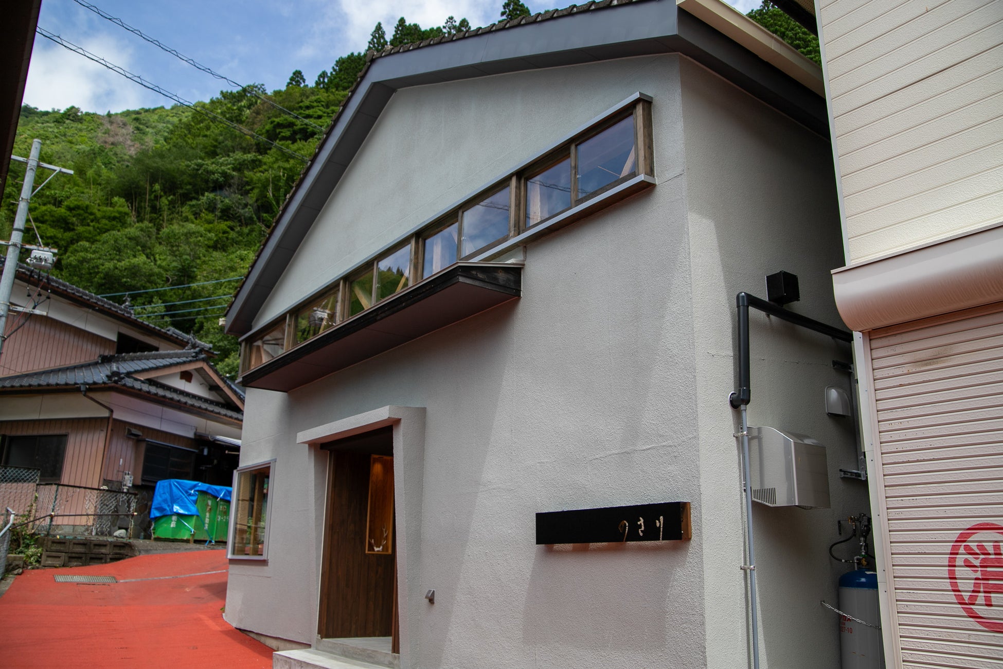 里山の恵みを一皿に 地域と人をつなぐ新たな交流拠点　宮崎県椎葉村にレストラン「のさり」・スナック「Nava」開業