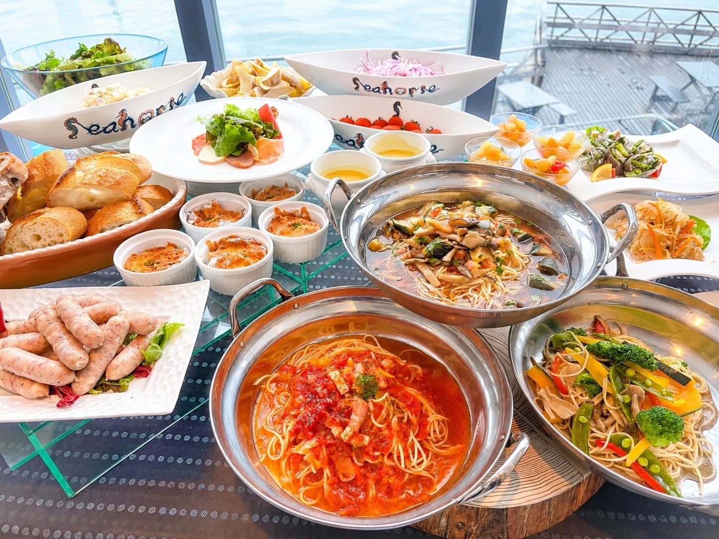 【山口・周南】夕日と工場夜景を望む絶景レストランで、シェフ渾身のパスタが食べ放題！レストラン シーホースが7月／8月休前日とお盆限定『真夏の夜のPastaバイキング』を開催