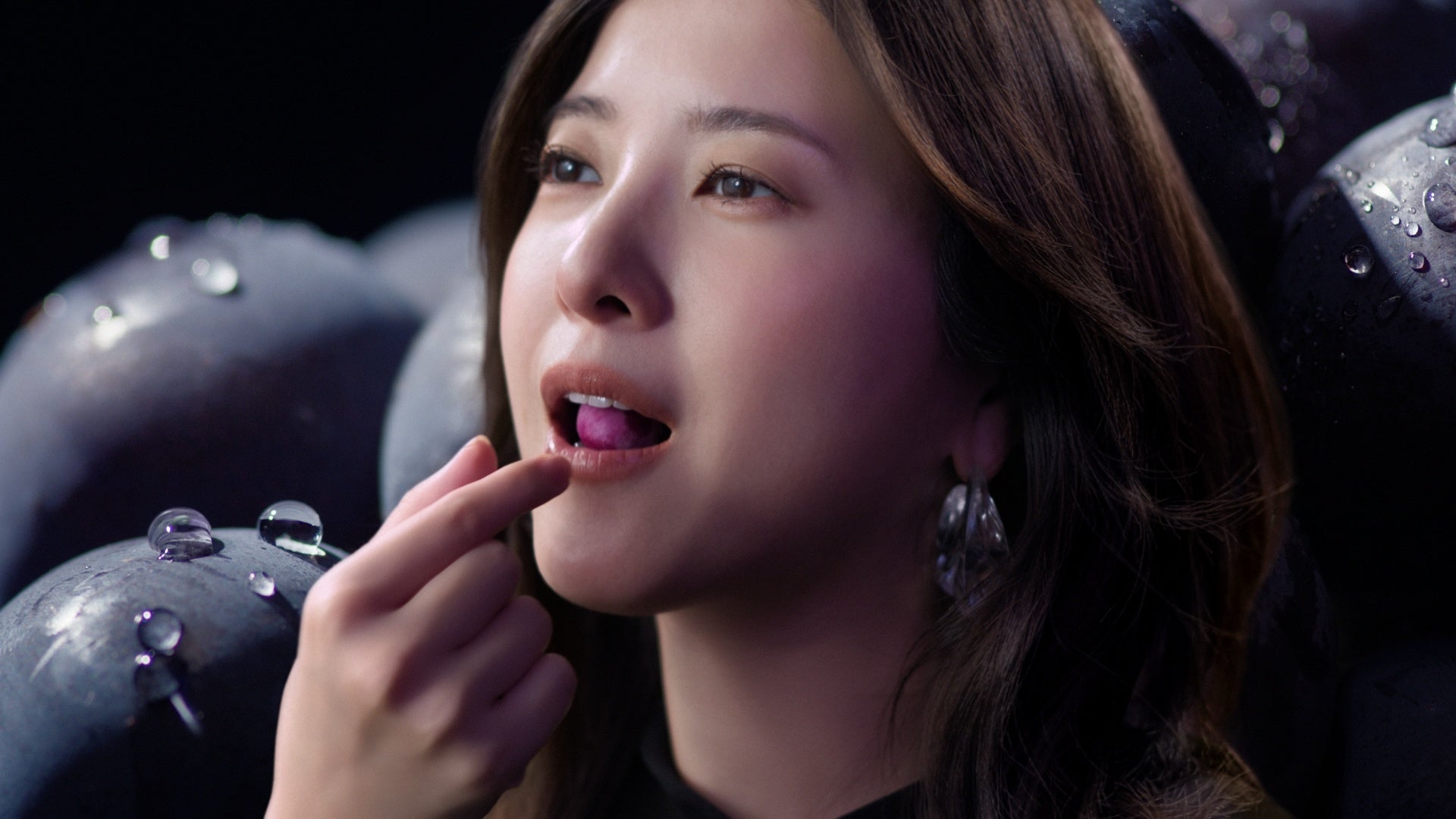 ― 「アイスの実」 新TV‐CM ― 吉高由里子さんが濃厚な果実の味わいに思わずうっとり。「アイスの実 味わう濃厚ジェラート」篇 2026年７月16日（木）より放映開始
