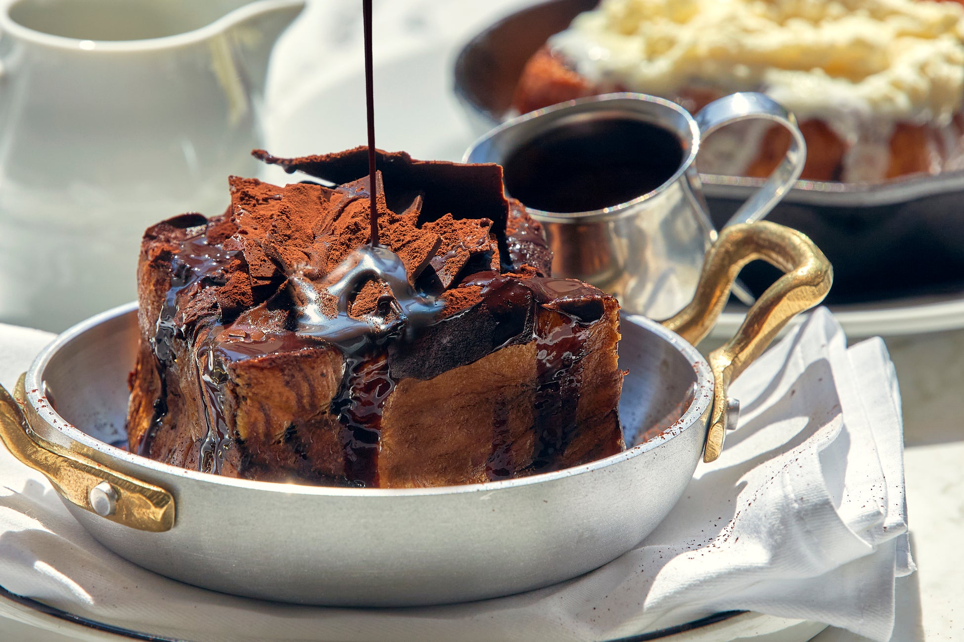 大阪限定！何層にも重なるチョコレートの「極厚マーブルチョコデニッシュフレンチトースト」がMERCER BRUNCH SHINSAIBASHIに登場！