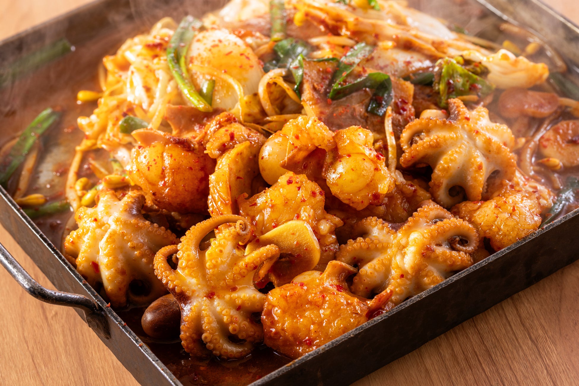 【てんや】土用の丑の日は、サクッと香ばしい「うなぎの蒲焼天」で。『うなとろ天丼』を7月23日(木)より数量限定で販売!