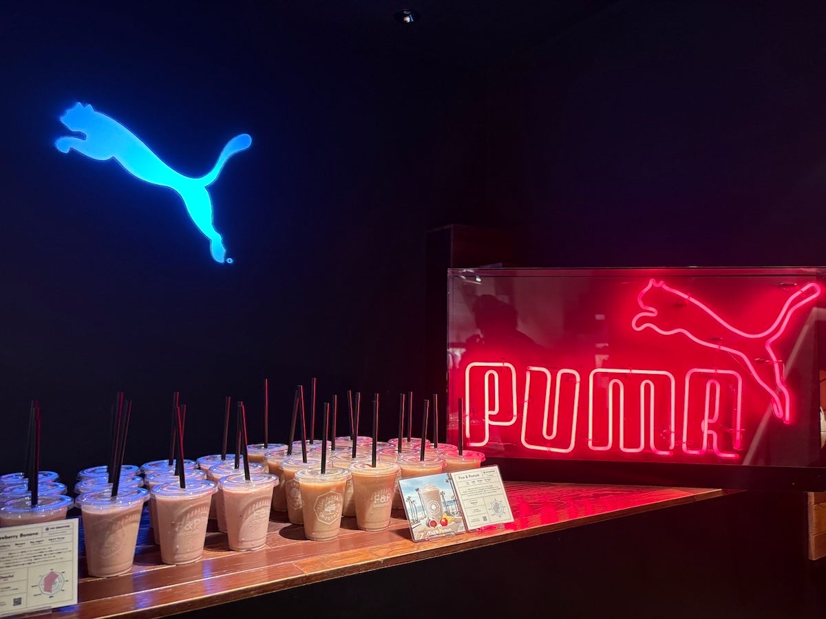 【Ｆ＆Ｐスムージー】PUMA RUNNING新作シューズ「VELOCITY NITRO™ 5」お披露目イベントで、つくりたてスムージーを提供