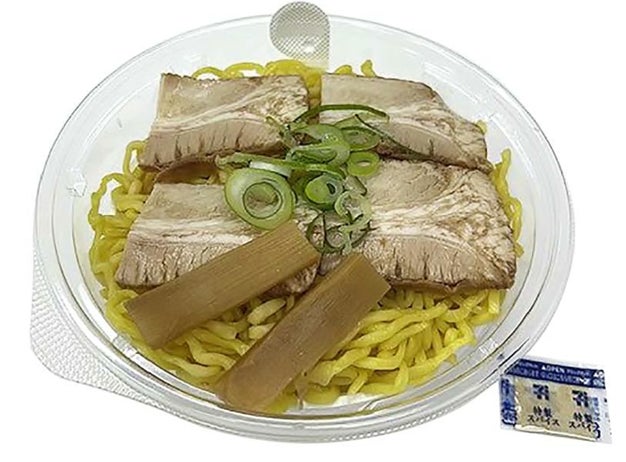 【万平ホテル】人気のクッキー缶が、レトロすずらんデザインでリニューアル「万平ホテル プレミアムクッキー缶 ～レトロエディション～」を発売
