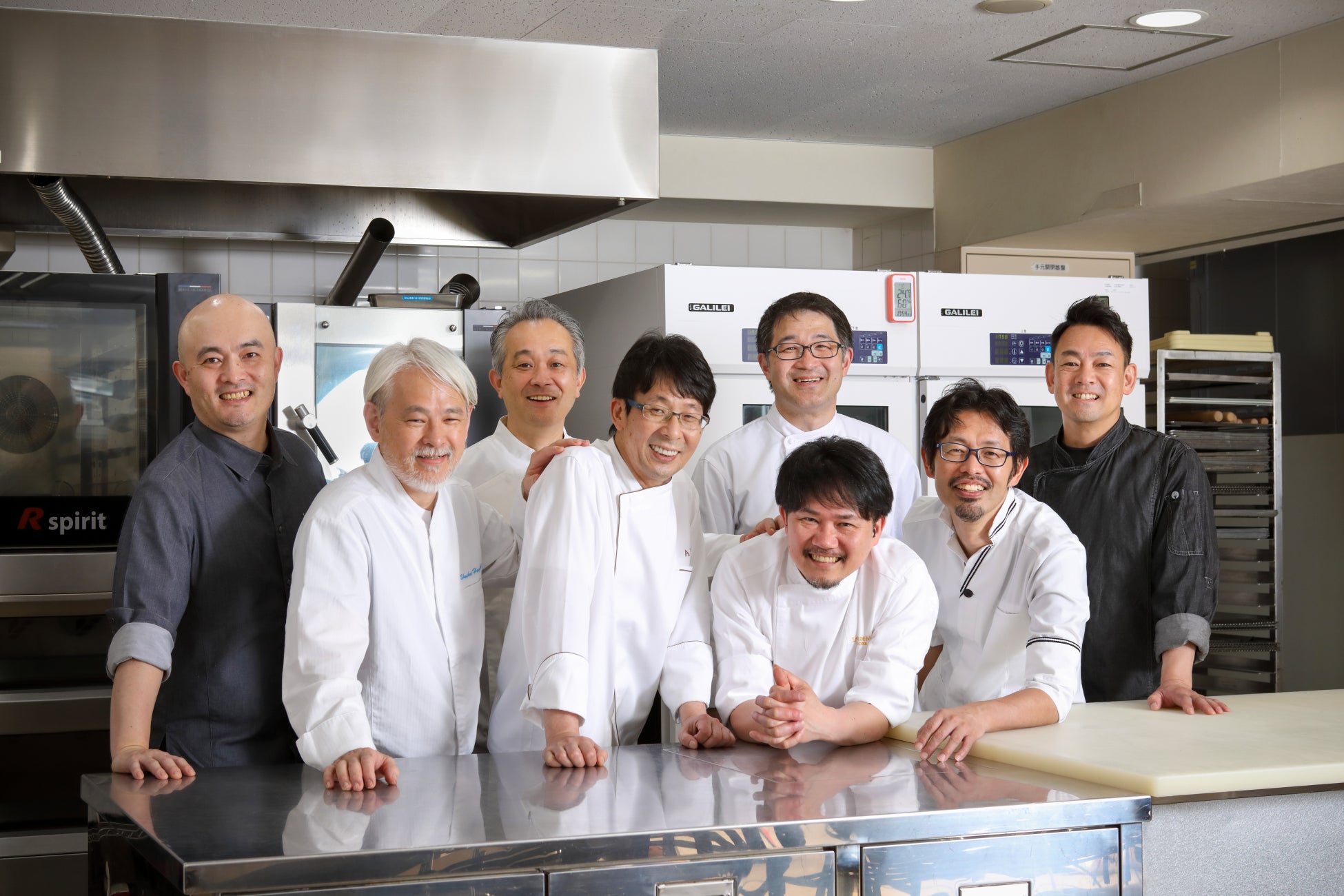 【大丸神戸店】神戸を代表する8人のパティシエによるプロジェクトチーム〈ORIGINE KOBE〉のPOP-UP SHOPを開催！夏の手みやげにもぴったりな大丸神戸店限定のアソートも登場♪