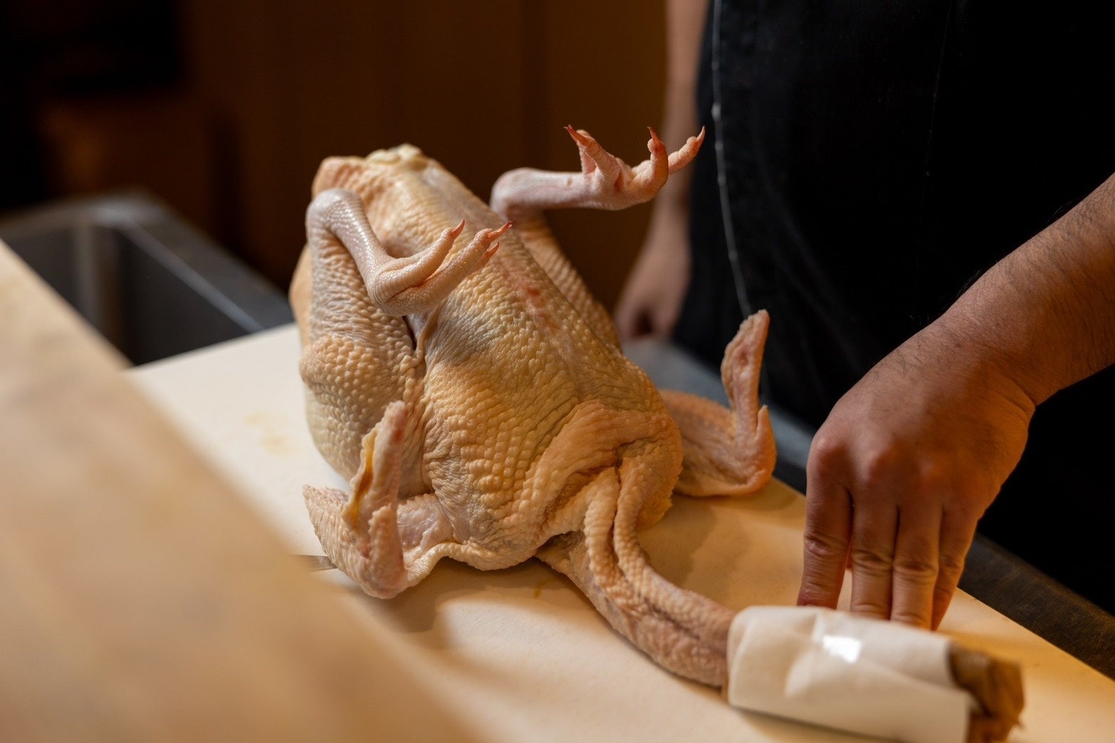 修業期間を「数年」から「1日」へ。福岡の関東風焼鳥の先駆者「焼き鳥 貴」が、店を休業して技術を完全伝授する実践型講習企画「焼鳥Master’s Association」を8月より本格始動！