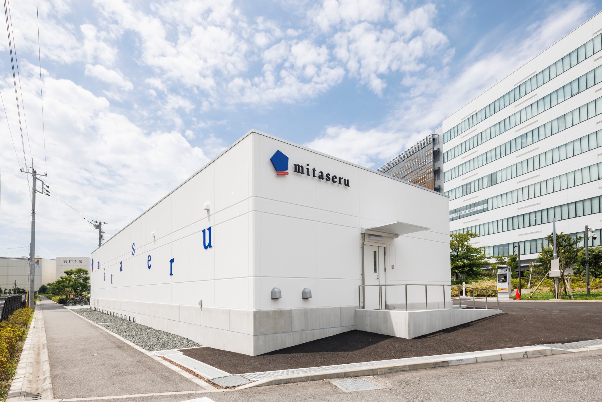 グループシナジーを活かした、ほっかほっか亭の「サラダナポリタン弁当」東日本エリア限定で8月1日(土)より新発売!