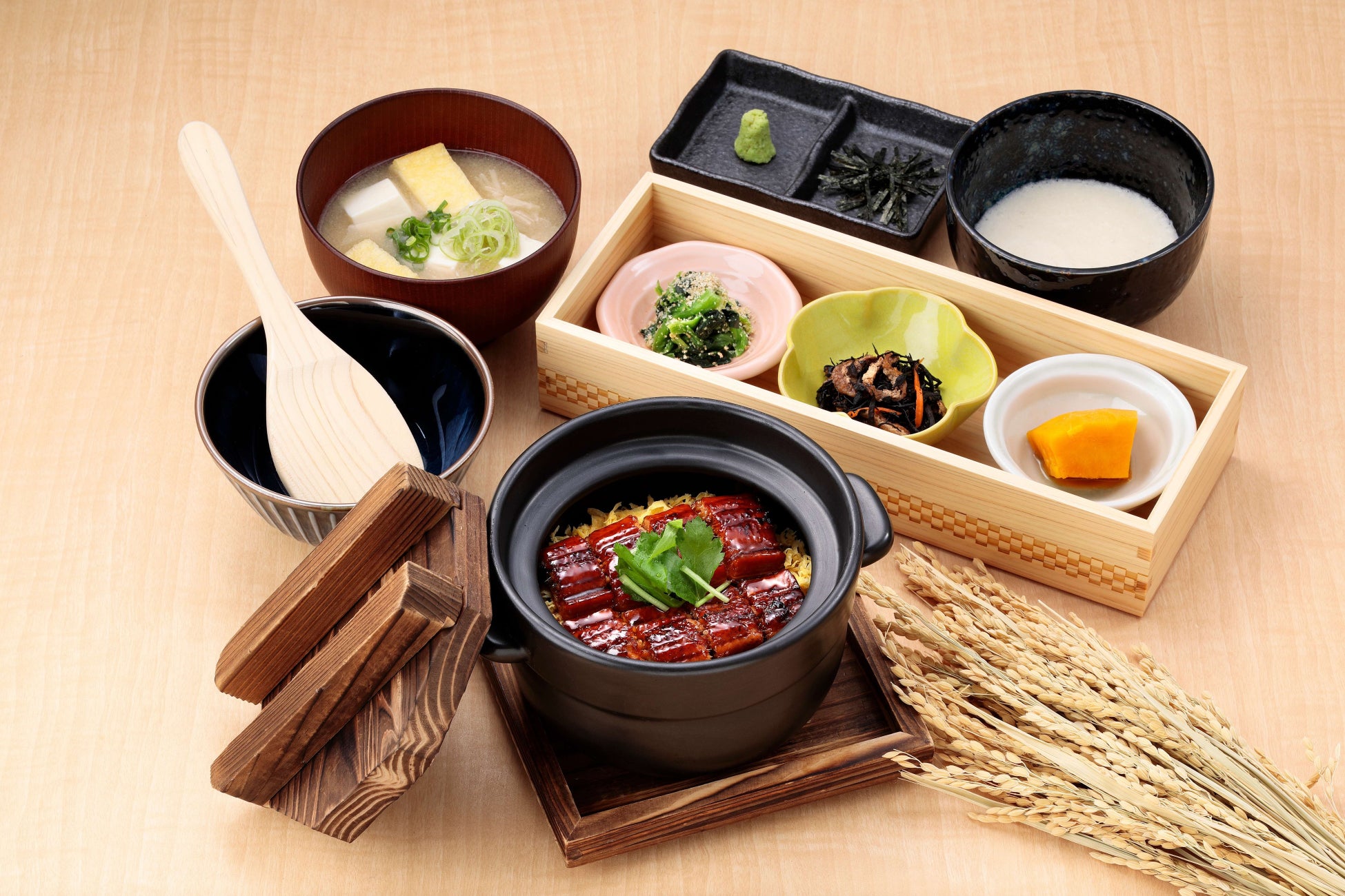 飲食事業者の「採用・人事労務・現場業務管理」を飲食業界に精通した専門チームがAIを駆使してワンストップで支援。「CHEFLINK オペレーションパートナー」を提供開始