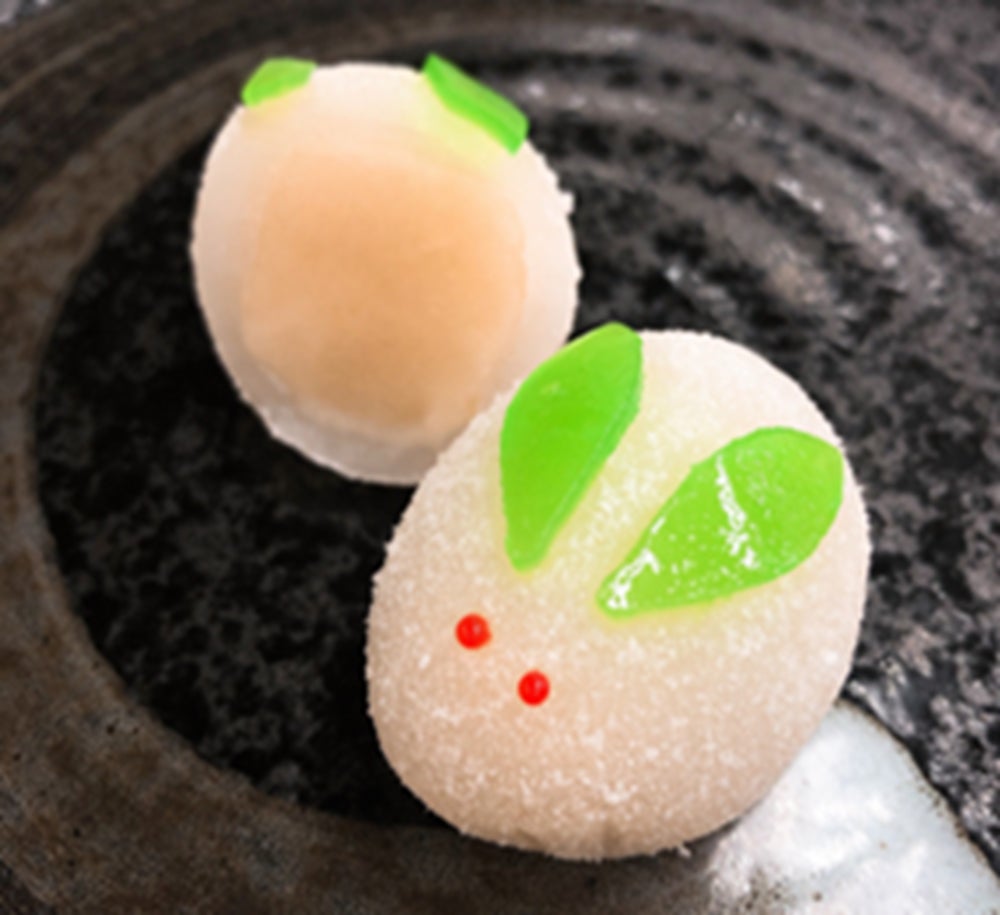 和菓子は”食べる”から”つくる”時代へ。創業75年のお亀堂が、日本の四季を未来へつなぐ少人数制「和菓子教室」を開催