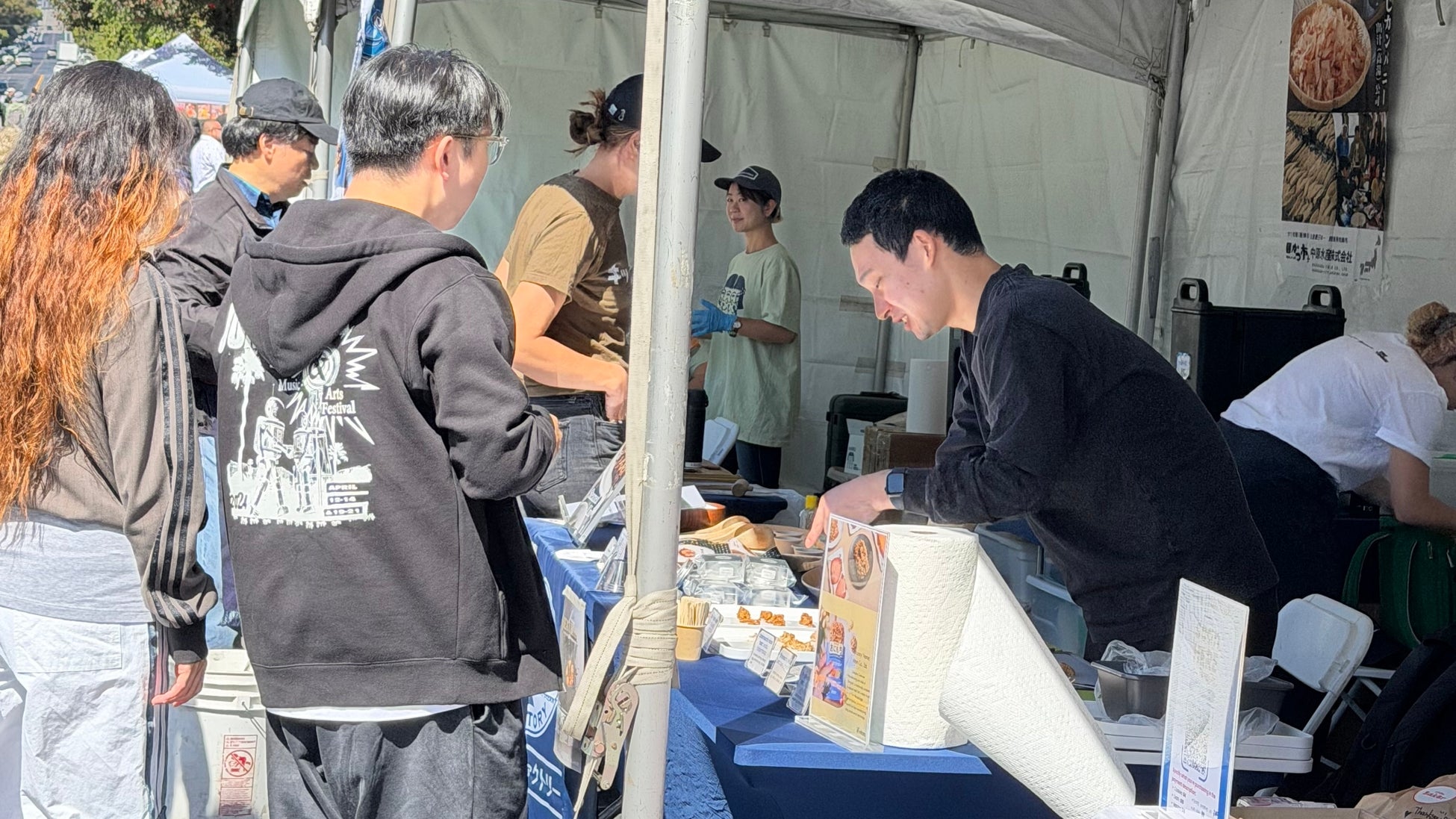 常温米飯「おにもち」、米国市場で消費者検証を実施