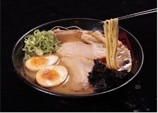 《9月は暑い日が続く“まだ夏”！気候が読めない今年は、食欲も迷子？》 迷える食欲に寄り添う、うどんの量、つけ汁の味わいが選べる「豚つけ汁うどん」登場！ ＜もはや秋ではない「9月の食欲」を大調査！＞
