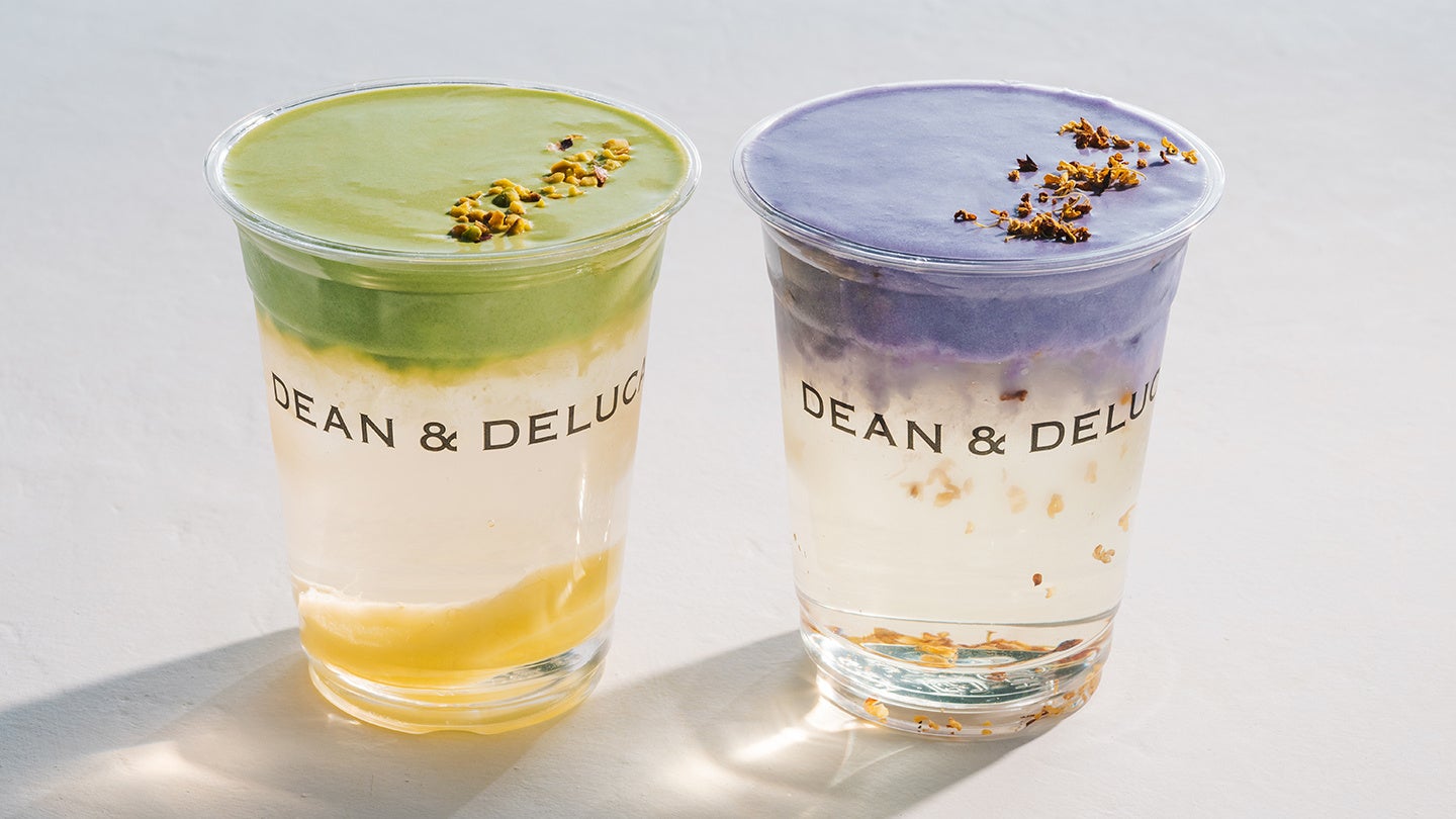 【DEAN & DELUCA】秋の素材を重ねたドリンク「ココナッツクラウド」2種が登場　ピスタチオと洋梨、紫芋と金木犀を重ね、9月3日より期間限定発売