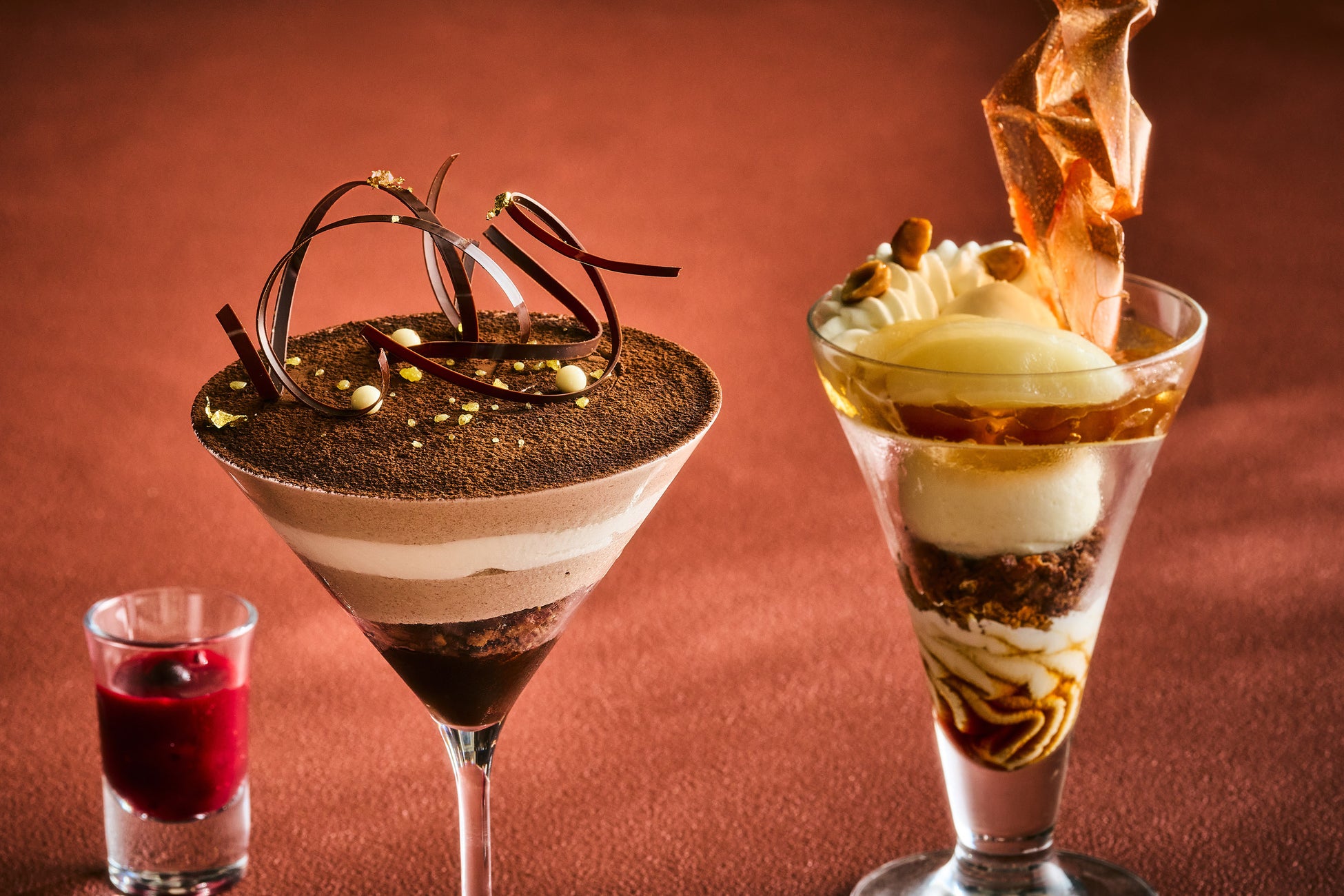 ＜メリーフォションクリスマス！　美食に彩られた心躍るフェスティブシーズンが訪れます＞華やかかわいいクリスマスアフタヌーンティーとフォションガストロノミーを味わうクリスマス限定コースメニューが登場