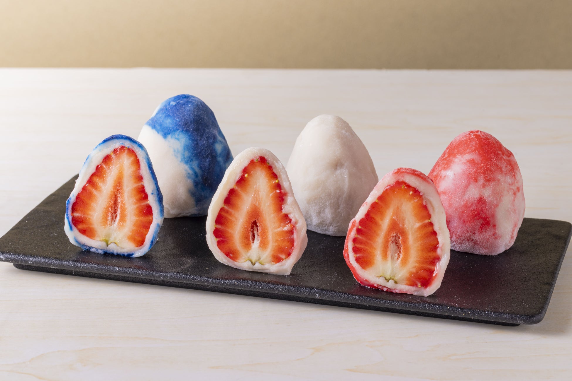 弁才天「コレド室町テラス店」9月9日（水）移転オープン！店舗限定の「日本橋 いちご大福 三変化」も登場