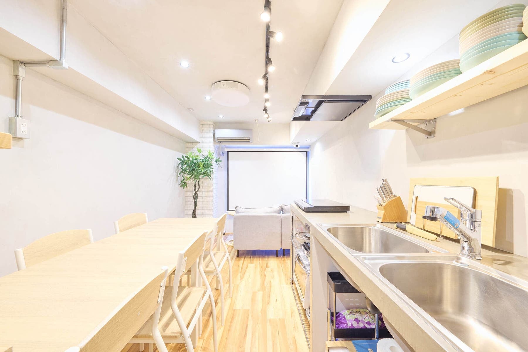 月24時間から、自分の飲食店を始める。営業許可取得済みレンタルキッチン「リノスペ」がゴーストレストラン開業の受け皿に
