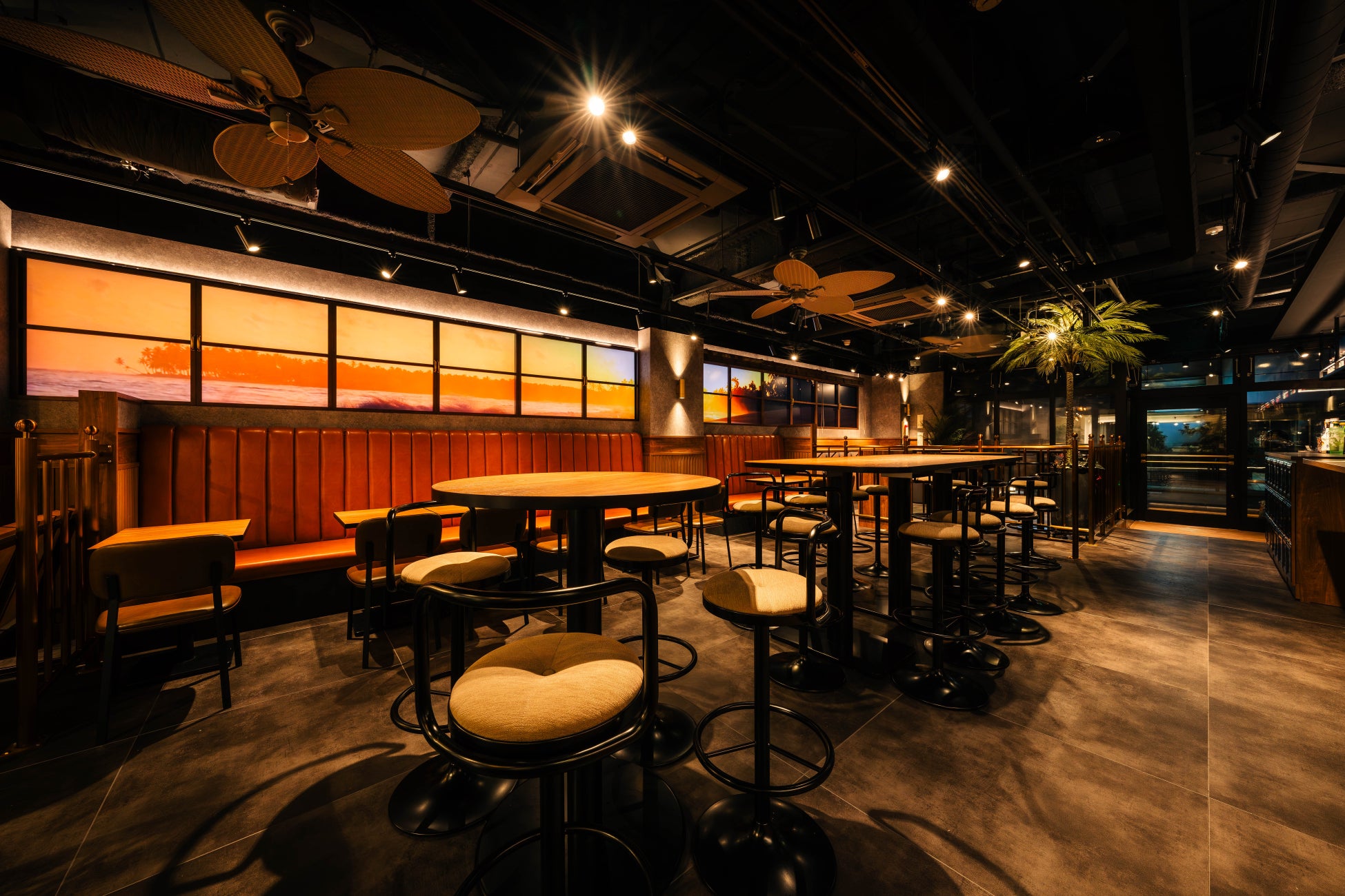 飲食店なのに「空気・水・光」までウェルネス設計。新業態「Wellness PUB LANIAI」が大阪に誕生