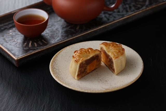 【名古屋マリオット】9月16日（水）～9月25日（金）、1日10個限定！中国料理「梨杏」の点心師が作る特製「月餅」をギフトショップ「クロシェ」で販売