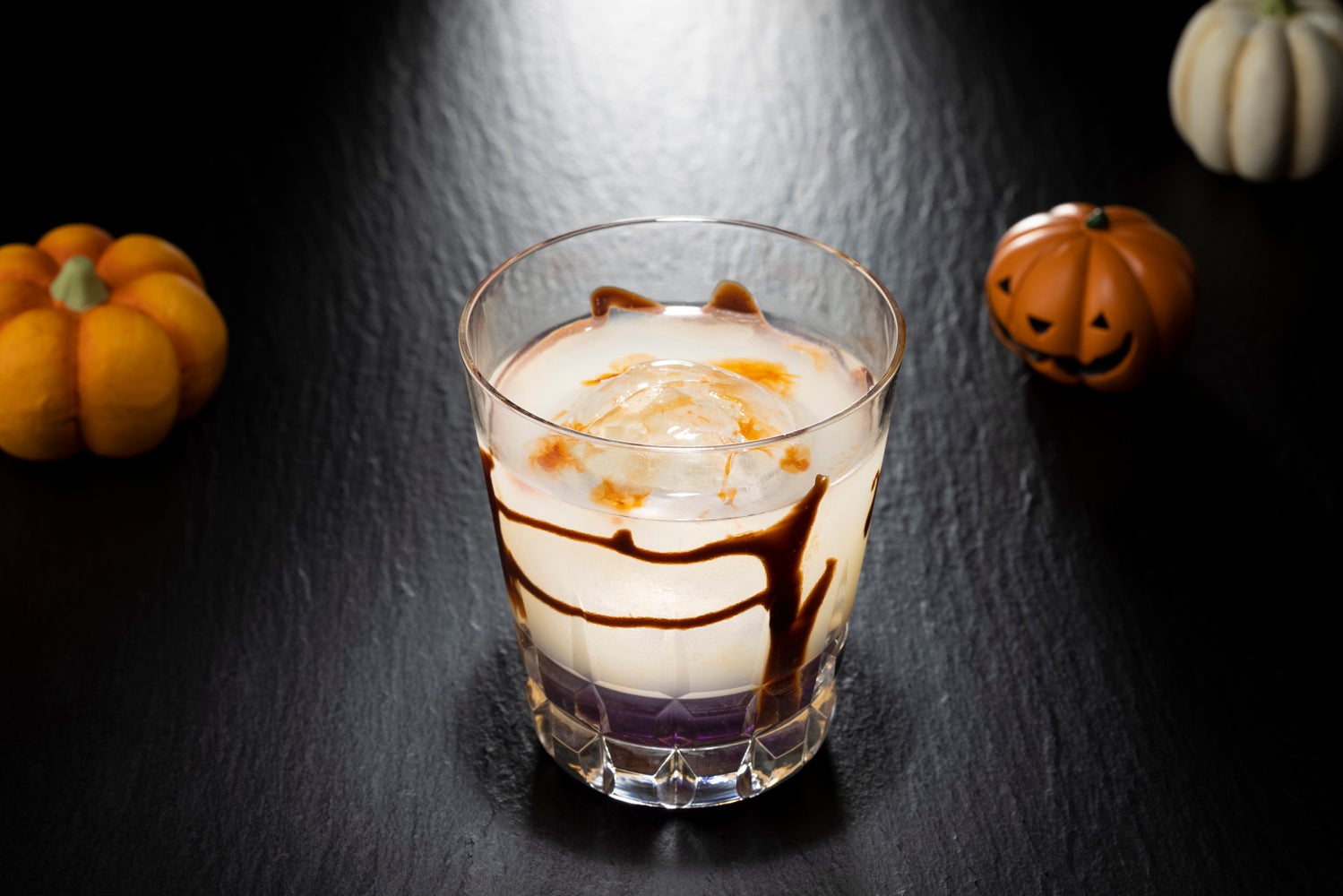 【コートヤード・バイ・マリオット 新大阪ステーション】期間限定ハロウィンカクテル 「Bloody Eyeball(ブラッディ アイボール)」を発売