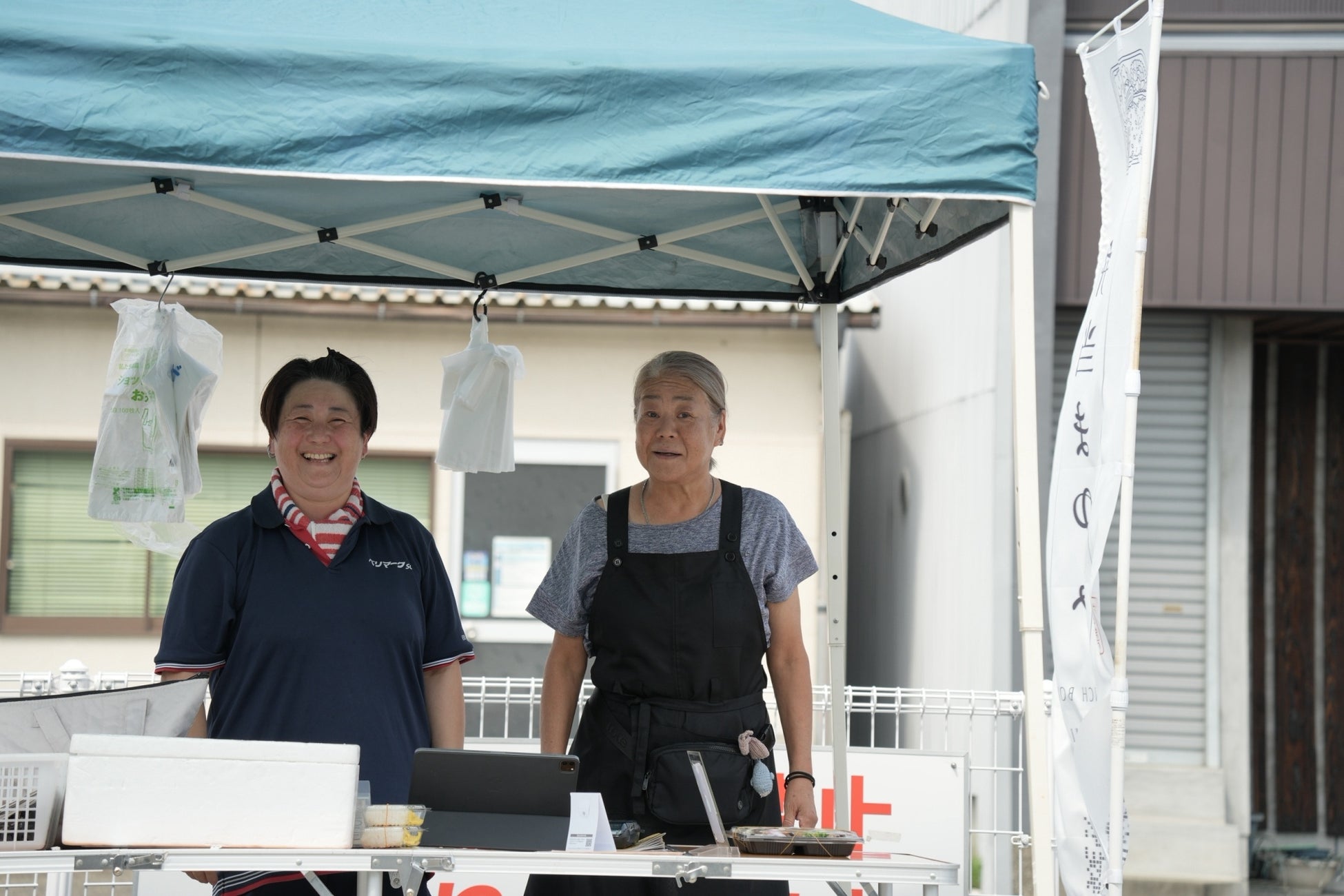 地震で失った「小料理まゆみ」をもう一度。大叔母が立つ店を、鏡町に。